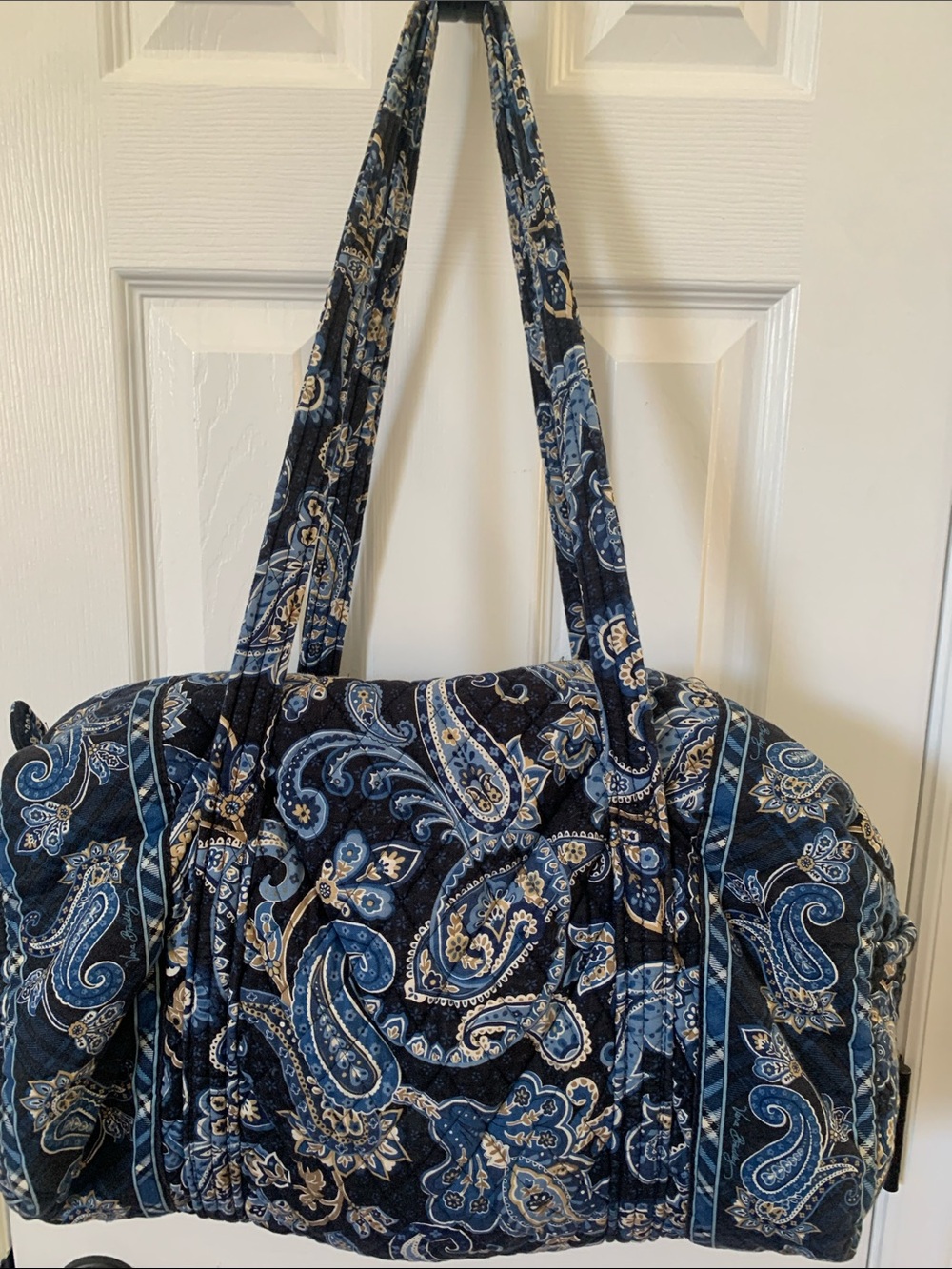 Vera Bradley Windsor Navy Blue Small Duffle Bag FLAW - Picture 4 of 10